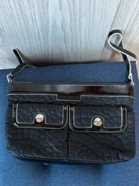 Vera Bradley Black Quilted Crossbody Bag Patent Trim Adjustable Strap 12" x 7.5"